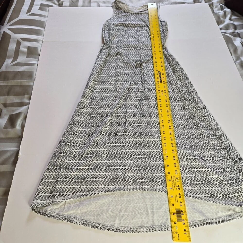 Circo Girls Black and White Sleeveless Arrow Print Maxi Dress Size XL 14/16